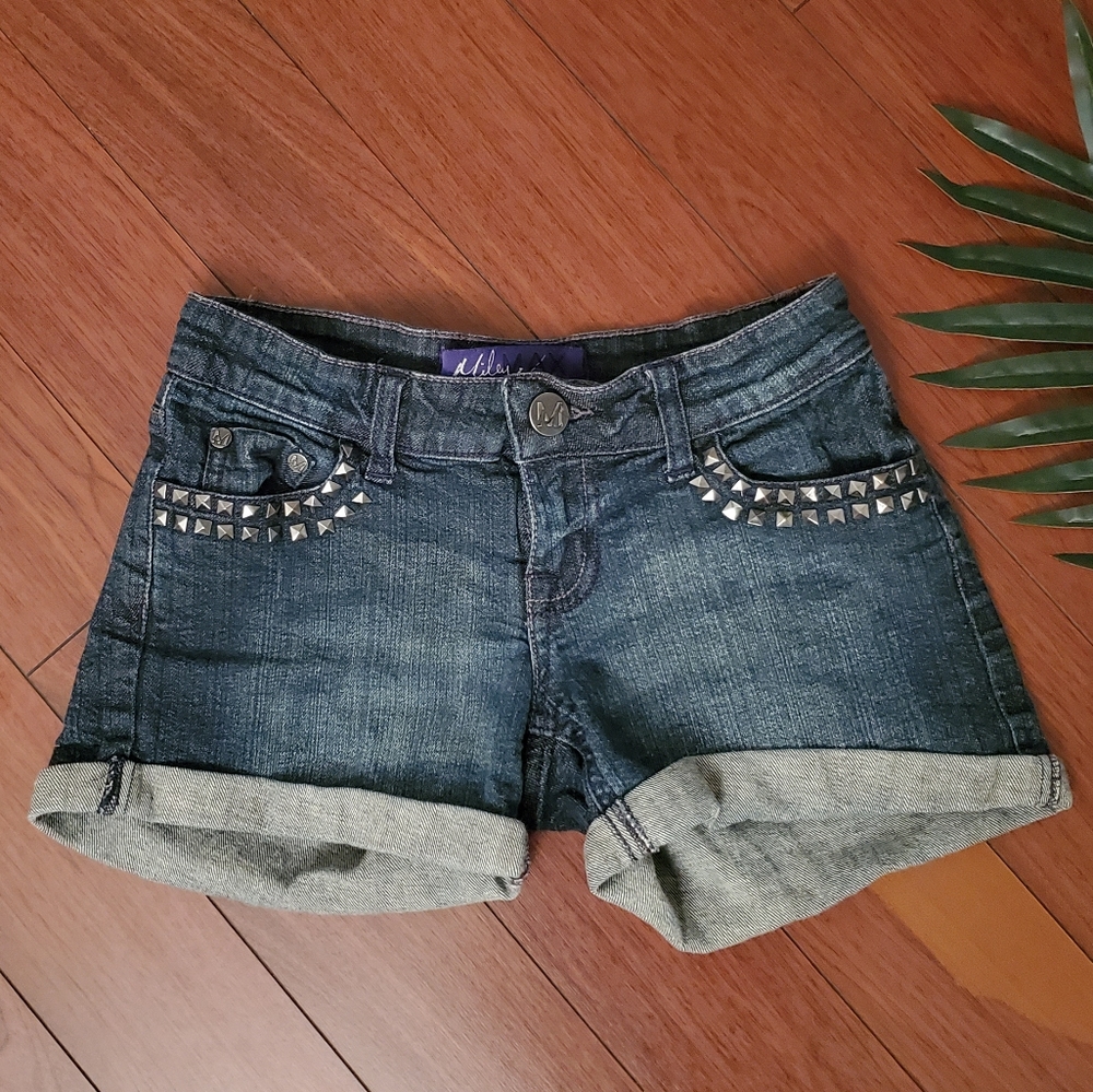 Miley Cyrus Max Azria Studded Denim Shorts - Picture 1 of 4